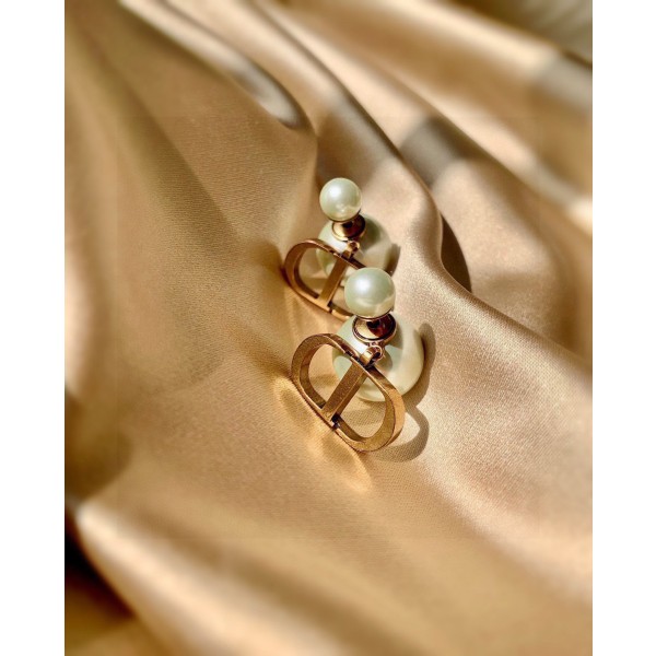 Dior cd letter pearl earrings earrings