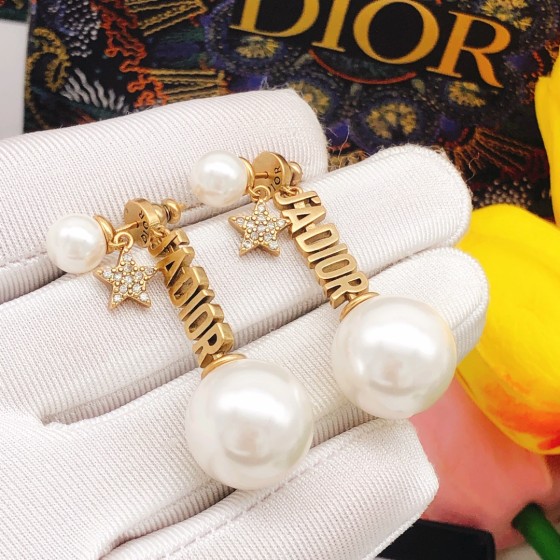 Dior JADIOR Size Pearl Star Stud Earrings