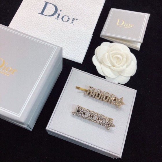 Dior CD brooch