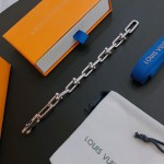 Louis Vuitton Cuban Chain Collection Vintage Silver Bracelet Couple's version 22cm20cm18cm changeable length