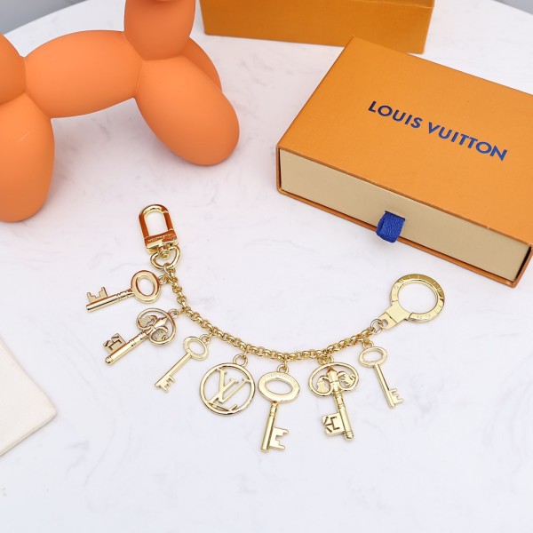 Louis Vuitton Lv bag and key ring
