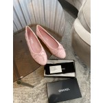 CHANEL ballerinas are timeless classics. Stay elegant Imported water-dyed sheepskin