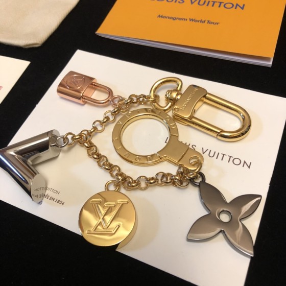 Louis Vuitton Lv Keychain Chain bag accessory