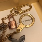 Louis Vuitton Lv Keychain Chain bag accessory
