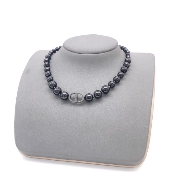 Dior necklace