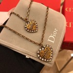 Dior necklace