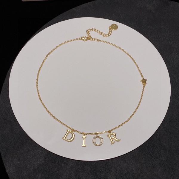 Dior necklace