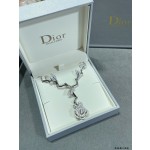 Dior necklace