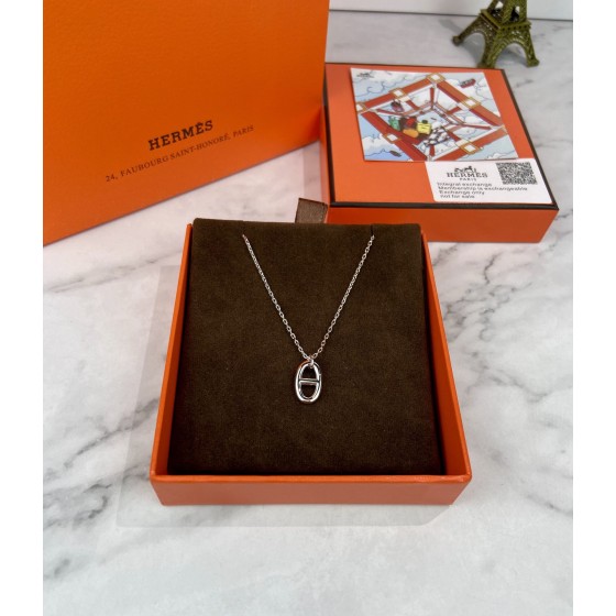 Hermes necklace