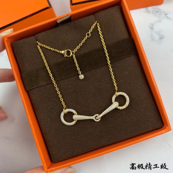 Hermes necklace