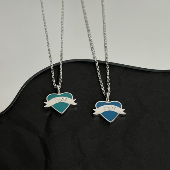 Dior necklace