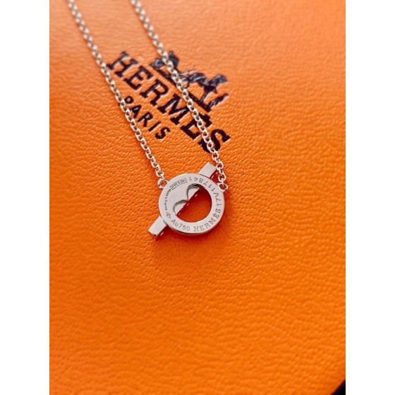 Hermes necklace