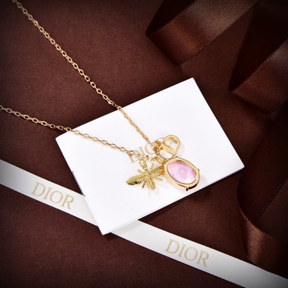 Dior necklace