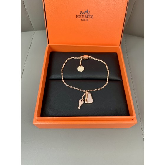 Hermes necklace
