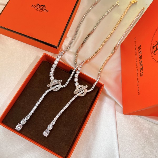 Hermes necklace