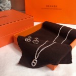 Hermes necklace