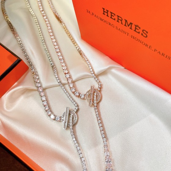 Hermes necklace