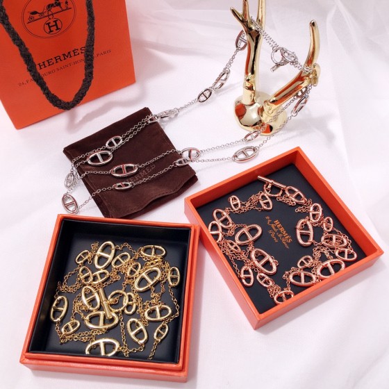 Hermes necklace