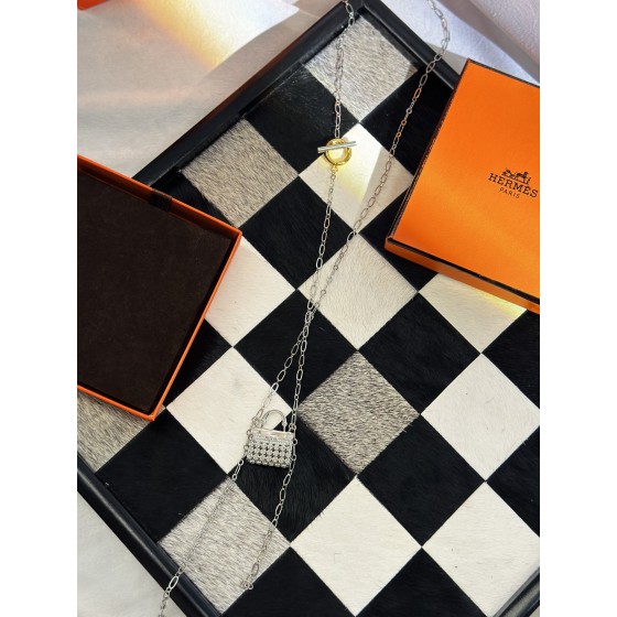 Hermes necklace
