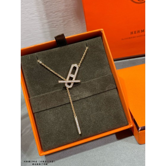 Hermes necklace