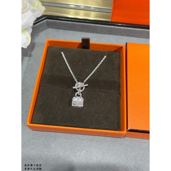 Hermes necklace