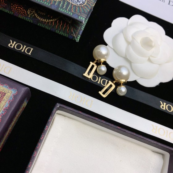 Dior earrings