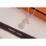 Hermes necklace