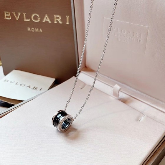 BVLGARI  necklace