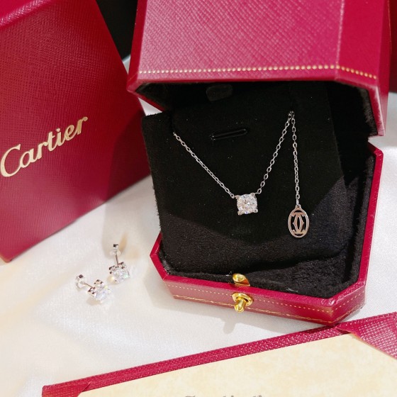 Cartier necklace