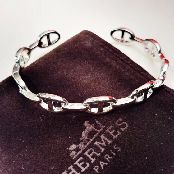 Hermes bracelet