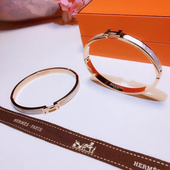 Hermes bracelet