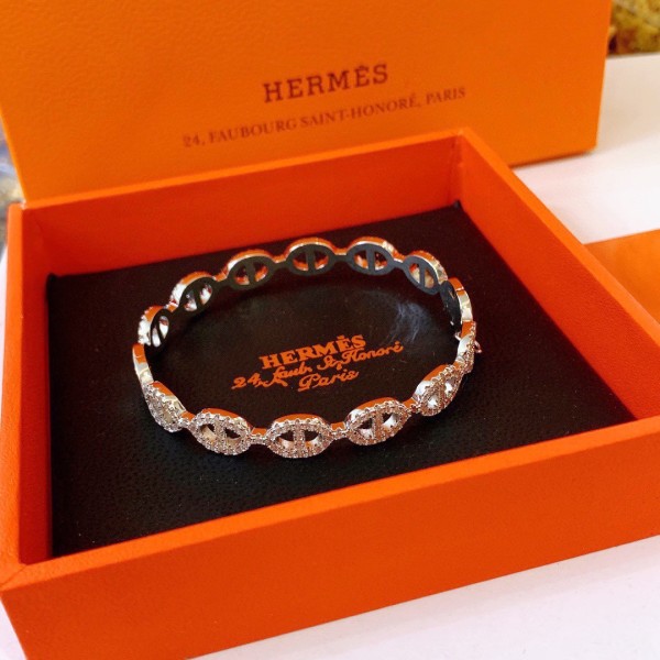 Hermes bracelet