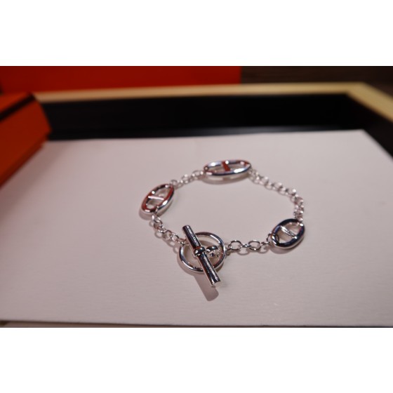 Hermes bracelet
