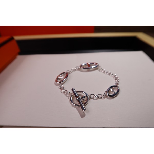 Hermes bracelet