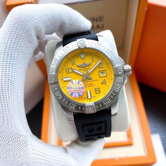 Breitling-GF Breitling Classic Avenger Blackbird Scout with ETA 2824-2 movement