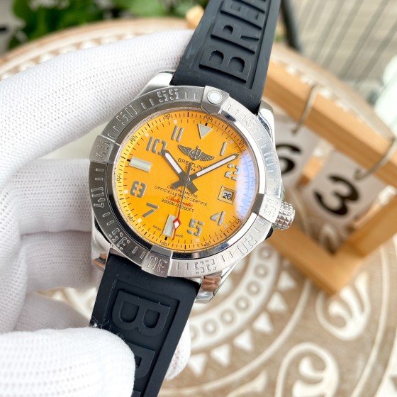 Breitling - Avenger Automatic Mechanical Arch Bridge Reinforced Glass