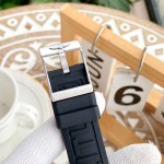 Breitling - Avenger Automatic Mechanical Arch Bridge Reinforced Glass