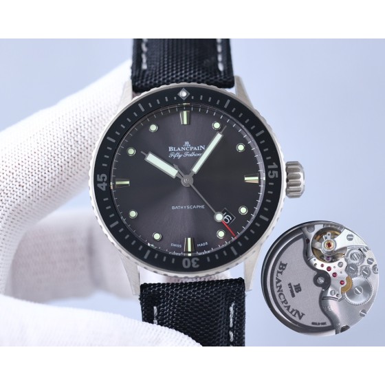 Blancpain - This functional watch comes from the classic Blancpain collection