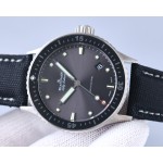 Blancpain - This functional watch comes from the classic Blancpain collection