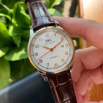 IWC- Pilot's Watches Entry-level luxury watches with automatic mechanical movements