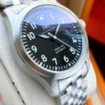 IWC- Pilot's Watch Mark XVIII Heritage with automatic mechanism imported from Asia