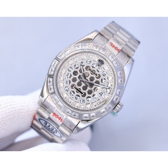 Rolex is equipped with a fully automatic 3135 imported mechanical movement