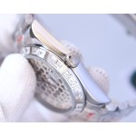 Rolex is equipped with a fully automatic 3135 imported mechanical movement