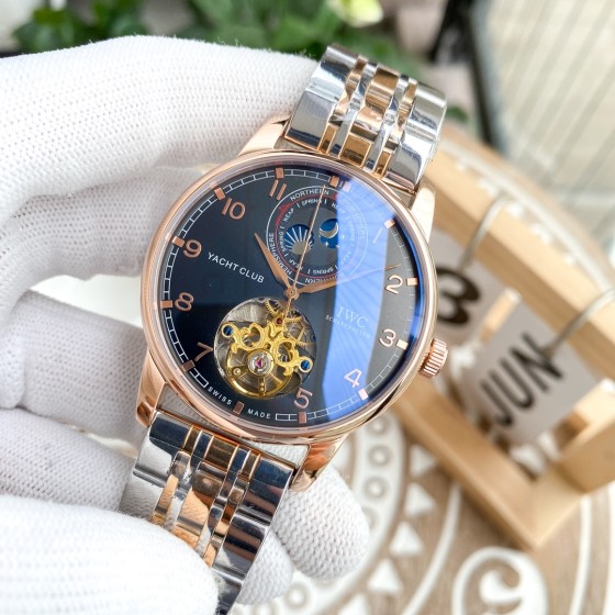 IWC- Fine men's watches Fully automatic mechanical movement, top 316 steel case and strap