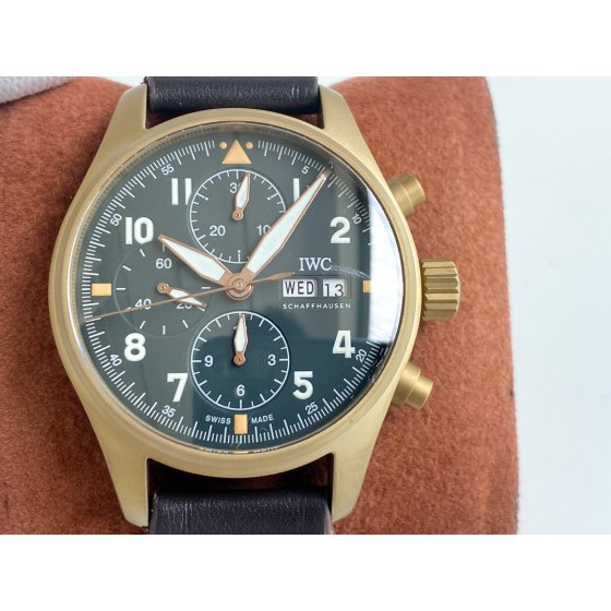 IWC- Spitfire Pilot's Watch Chronograph Movement: the powerful and stable Shanghai caliber 7750