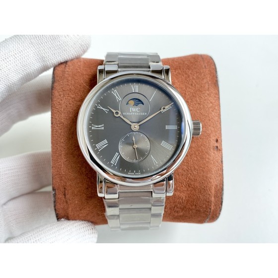IWC- Fine men's watches Fully automatic mechanical movement, top 316 steel case and strap