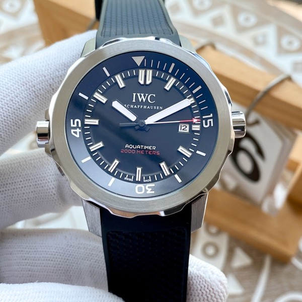 IWC- Aquatimer "Jacques-Yves Cousteau Adventure Special Edition IW376805 Cousteau Adventure Special Edition IW376805