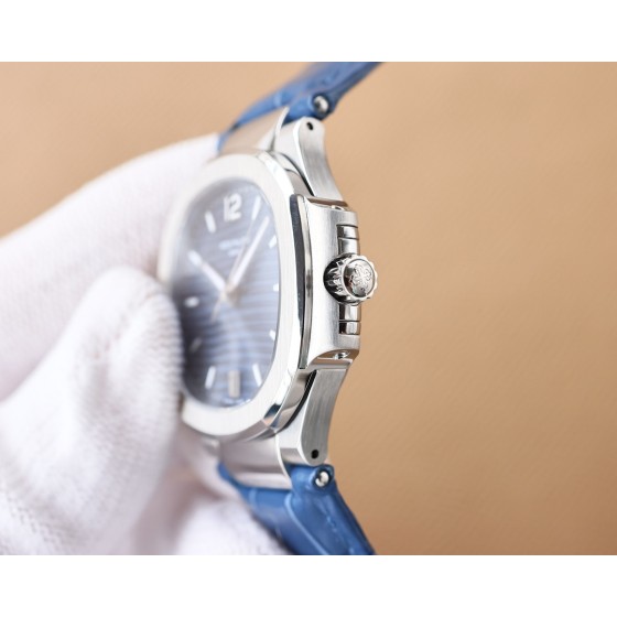 Patek Philippe Sporty Elegance Nautilus Ladies Watch