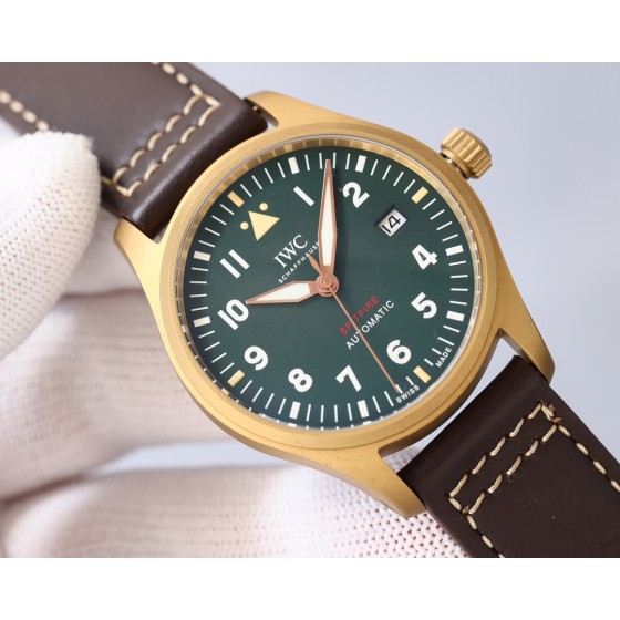 IWC- Spitfire Pilot's Watch Chronograph Movement: the powerful and stable Shanghai caliber 7750