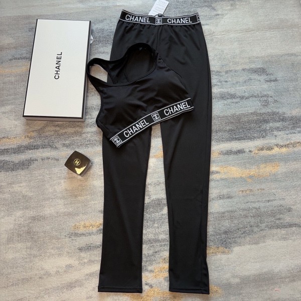 Chanel New High Stretch Fitness Yoga Wear Sports Suit